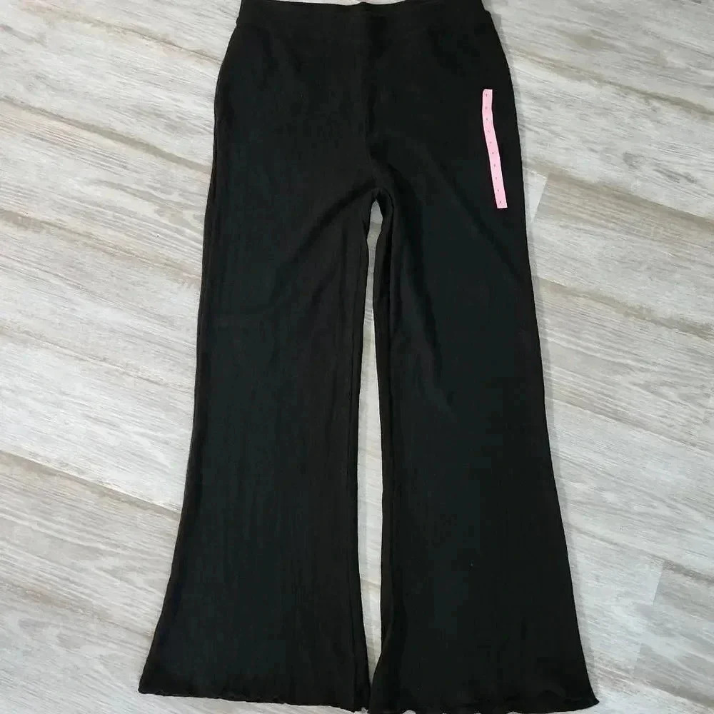NWOT BB DAKOTA Pull On Ribbed Knit Wide Leg Pants